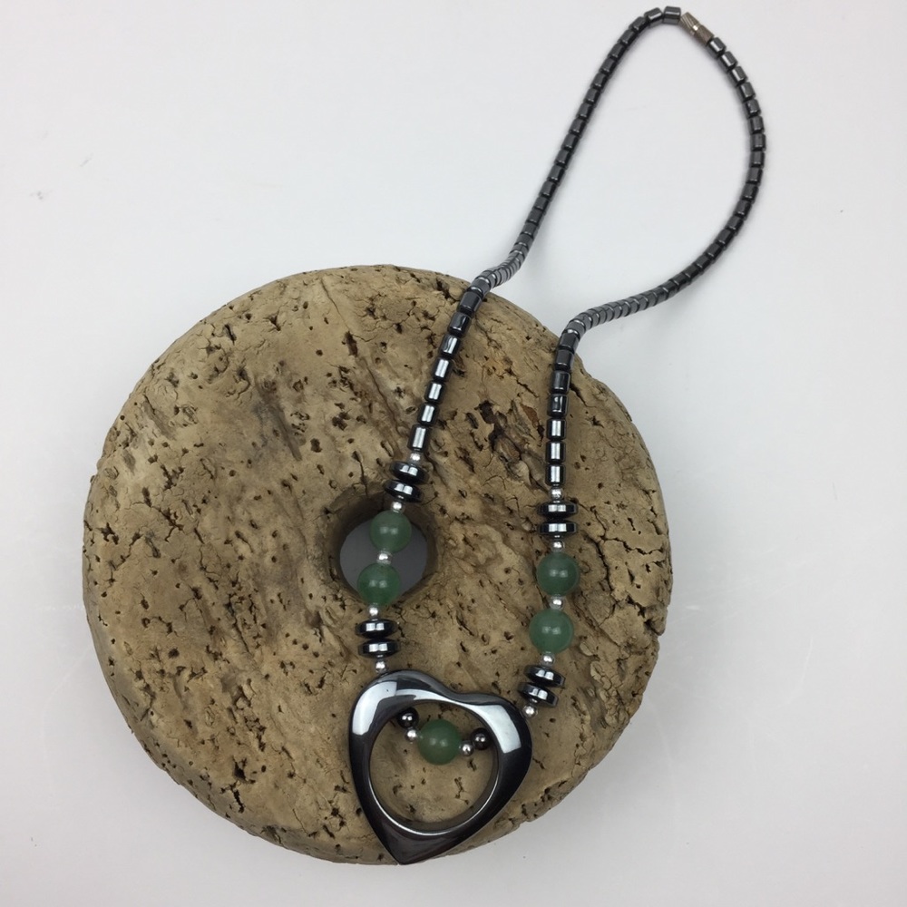 Beautiful necklace from Hawaii.